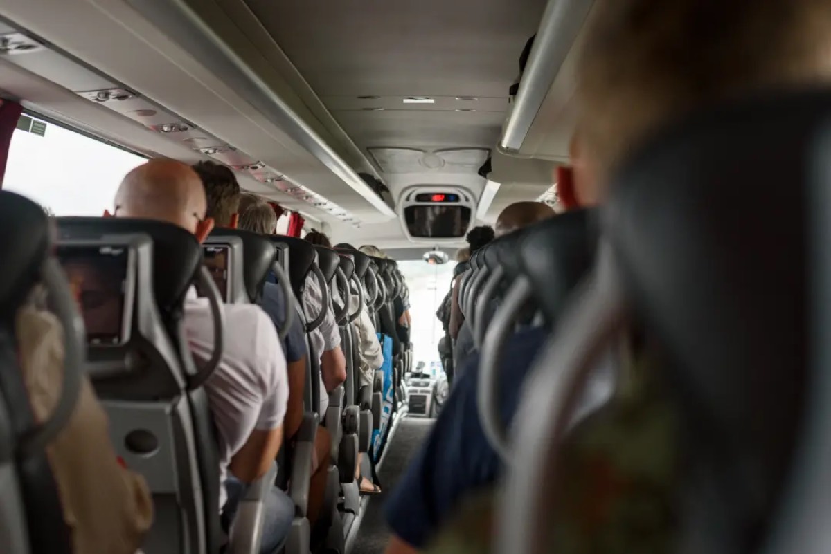 What Are the Standard Minibus Seating Options for Group Travel?